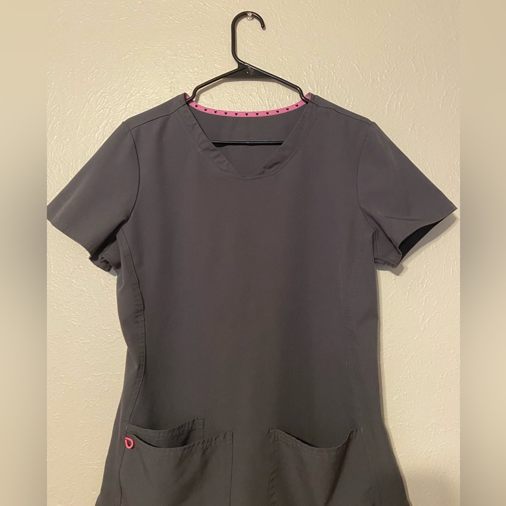 All heart scrub top